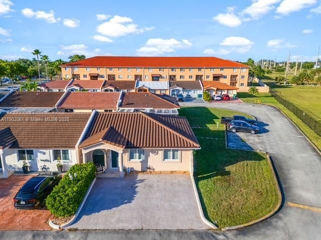 Active With Contract: $530,000 (3 beds, 2 baths, 1190 Square Feet)