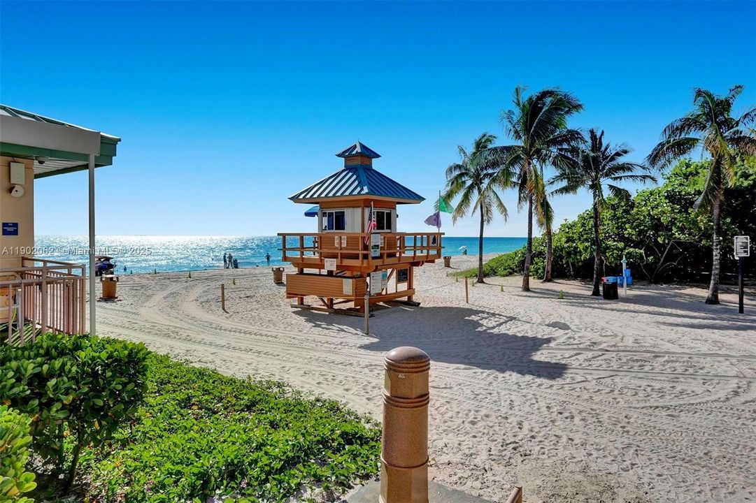 待售: $1,150,000 (2 贝兹, 2 浴室, 1623 平方英尺)