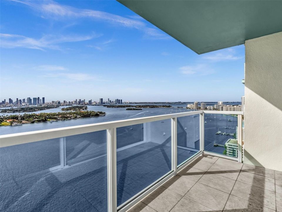 Active With Contract: $6,500 (2 beds, 2 baths, 1078 Square Feet)