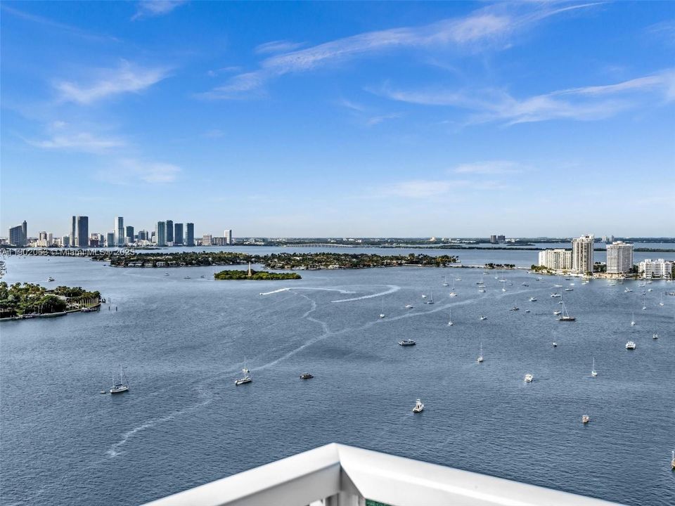 Active With Contract: $6,500 (2 beds, 2 baths, 1078 Square Feet)