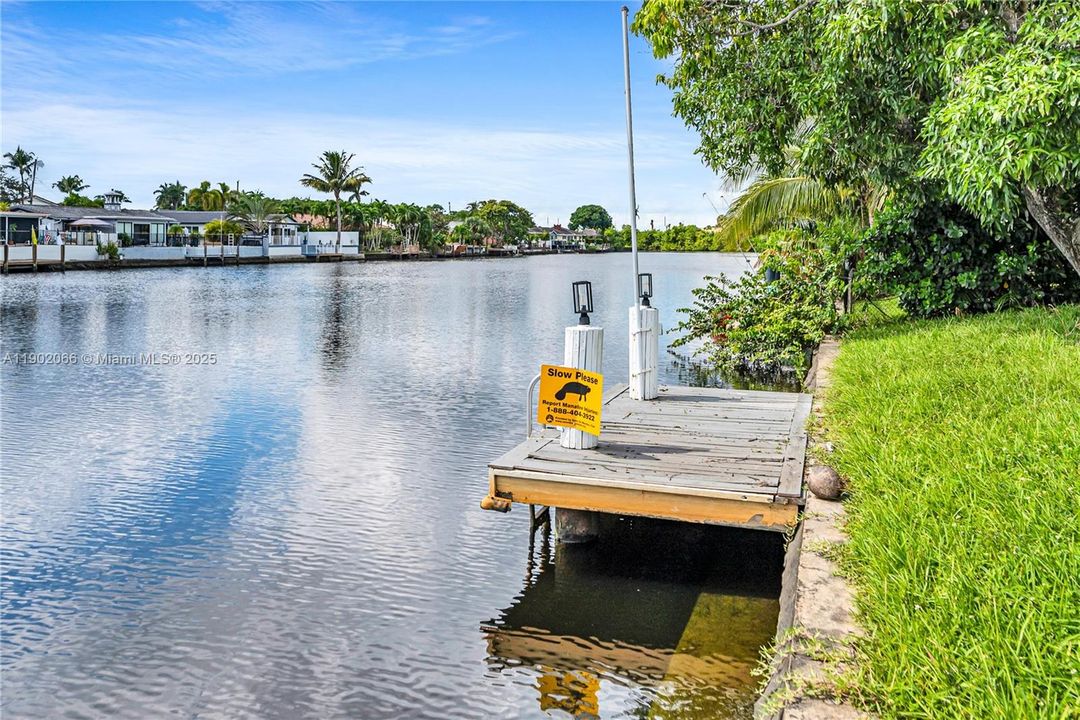 En Venta: $760,000 (3 camas, 2 baños, 1560 Pies cuadrados)