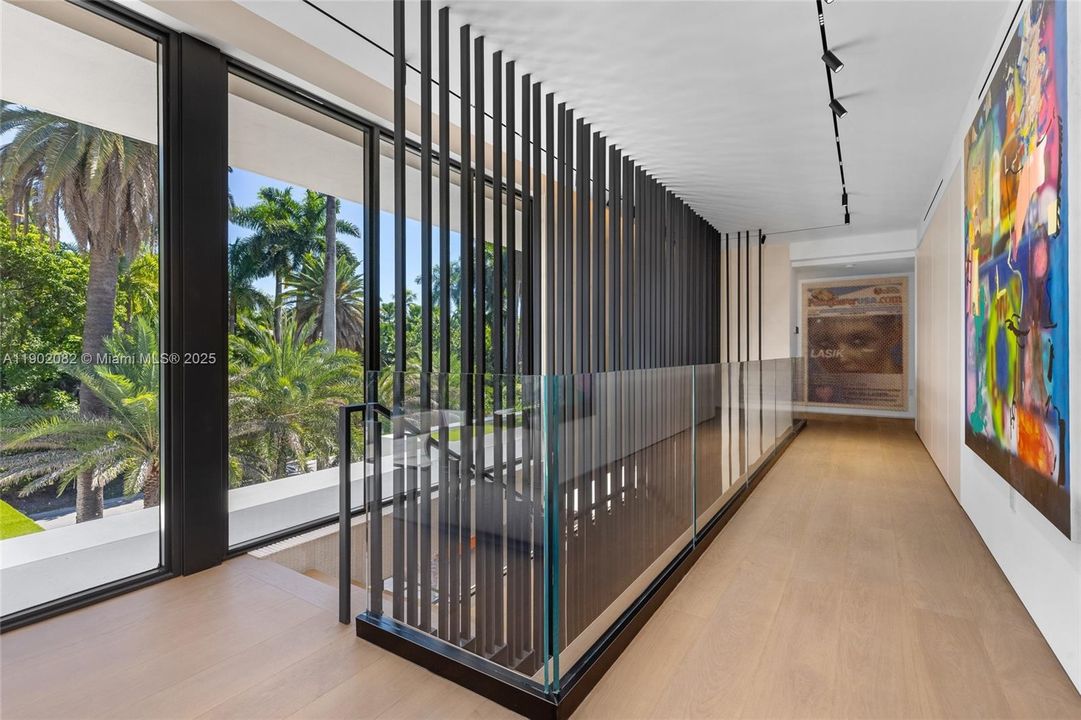 For Sale: $17,999,000 (6 beds, 7 baths, 5662 Square Feet)