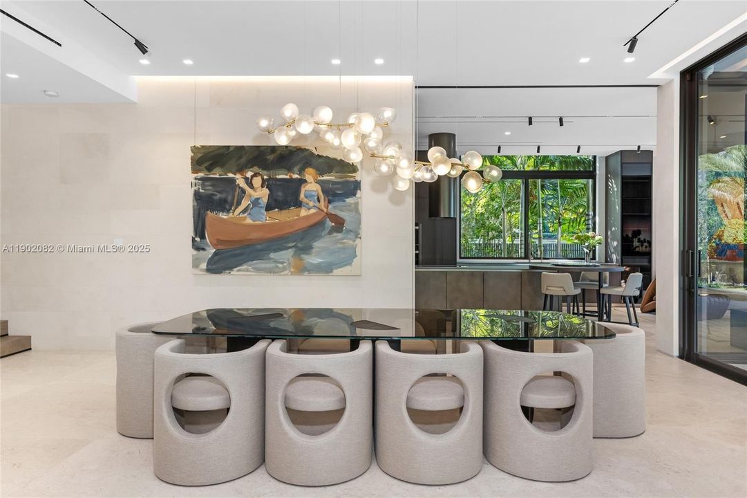 For Sale: $17,999,000 (6 beds, 7 baths, 5662 Square Feet)