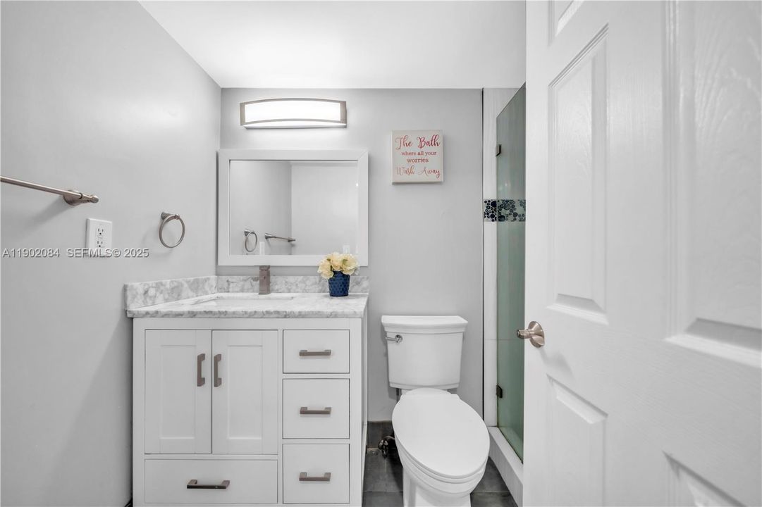 出租: $2,700 (0 贝兹, 1 浴室, 590 平方英尺)