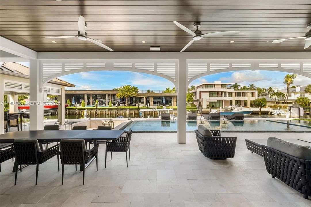 待售: $10,995,000 (7 贝兹, 5 浴室, 6000 平方英尺)