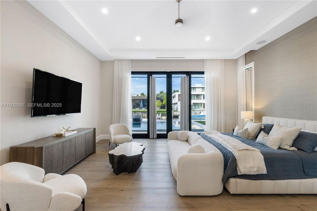 待售: $10,995,000 (7 贝兹, 5 浴室, 6000 平方英尺)