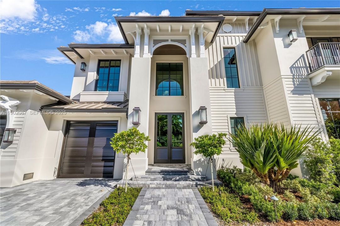 待售: $10,995,000 (7 贝兹, 5 浴室, 6000 平方英尺)