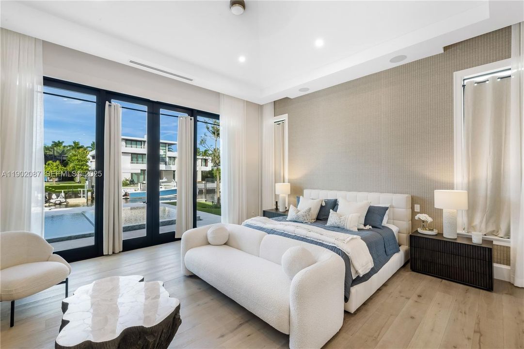 待售: $10,995,000 (7 贝兹, 5 浴室, 6000 平方英尺)