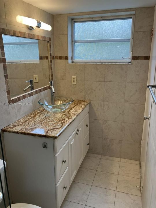 For Rent: $2,200 (2 beds, 2 baths, 1156 Square Feet)