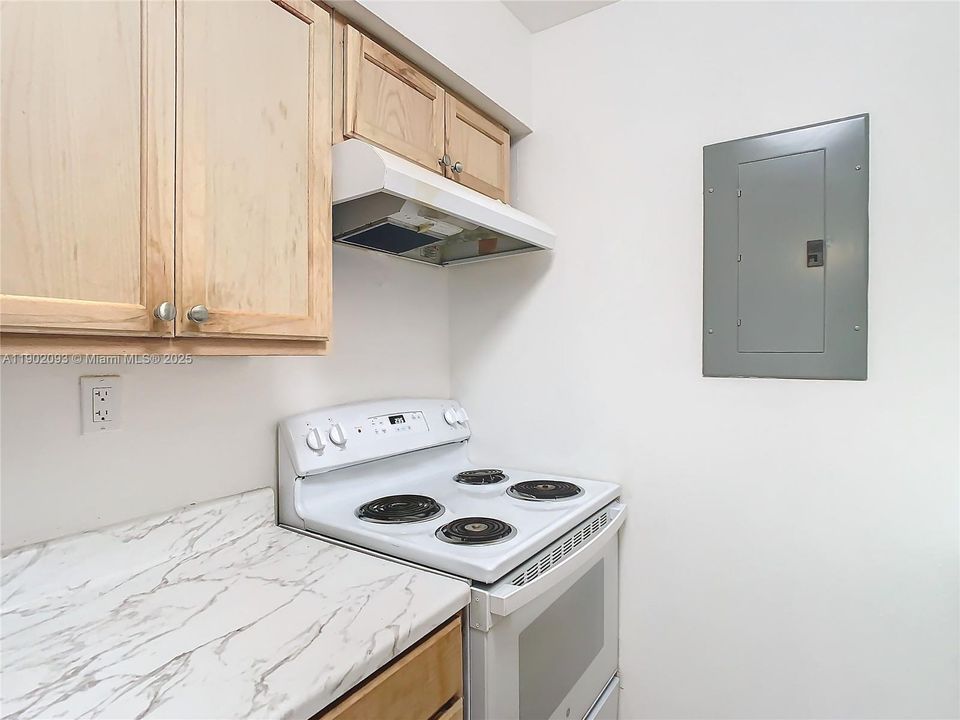For Sale: $109,999 (1 beds, 1 baths, 0 Square Feet)