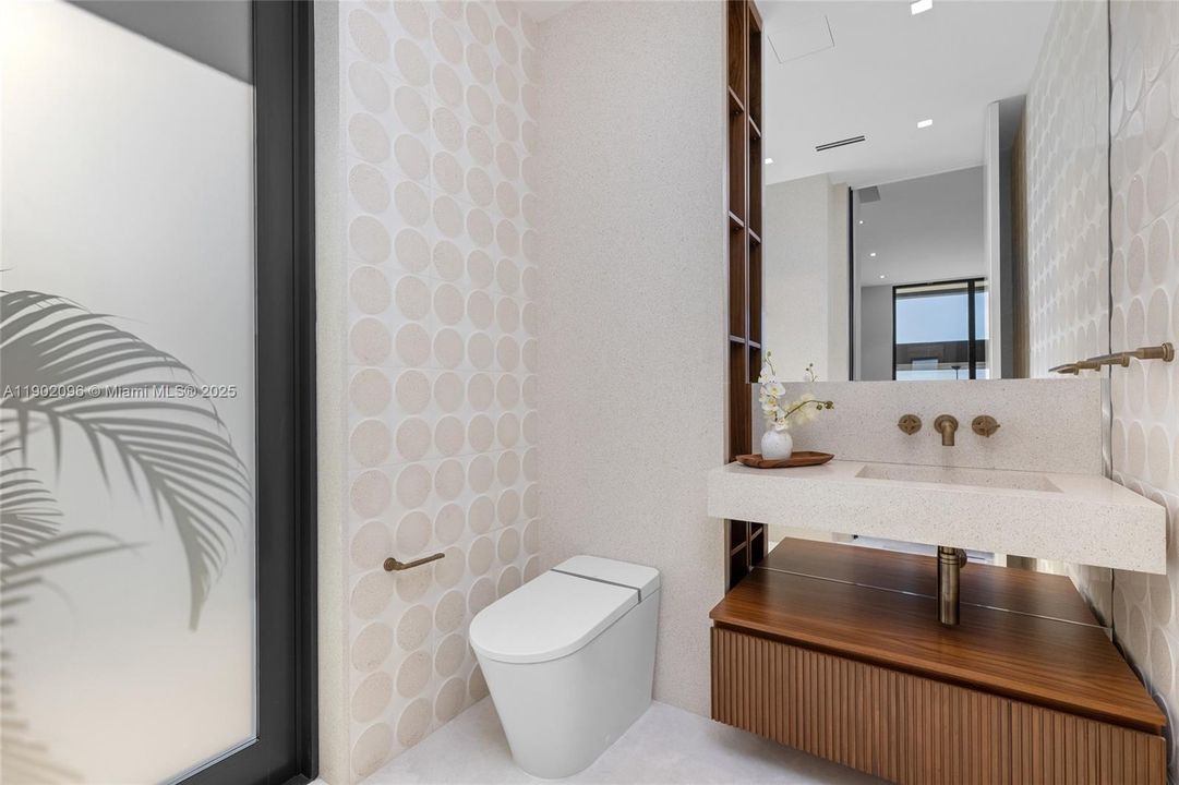 待售: $23,495,000 (7 贝兹, 7 浴室, 7923 平方英尺)