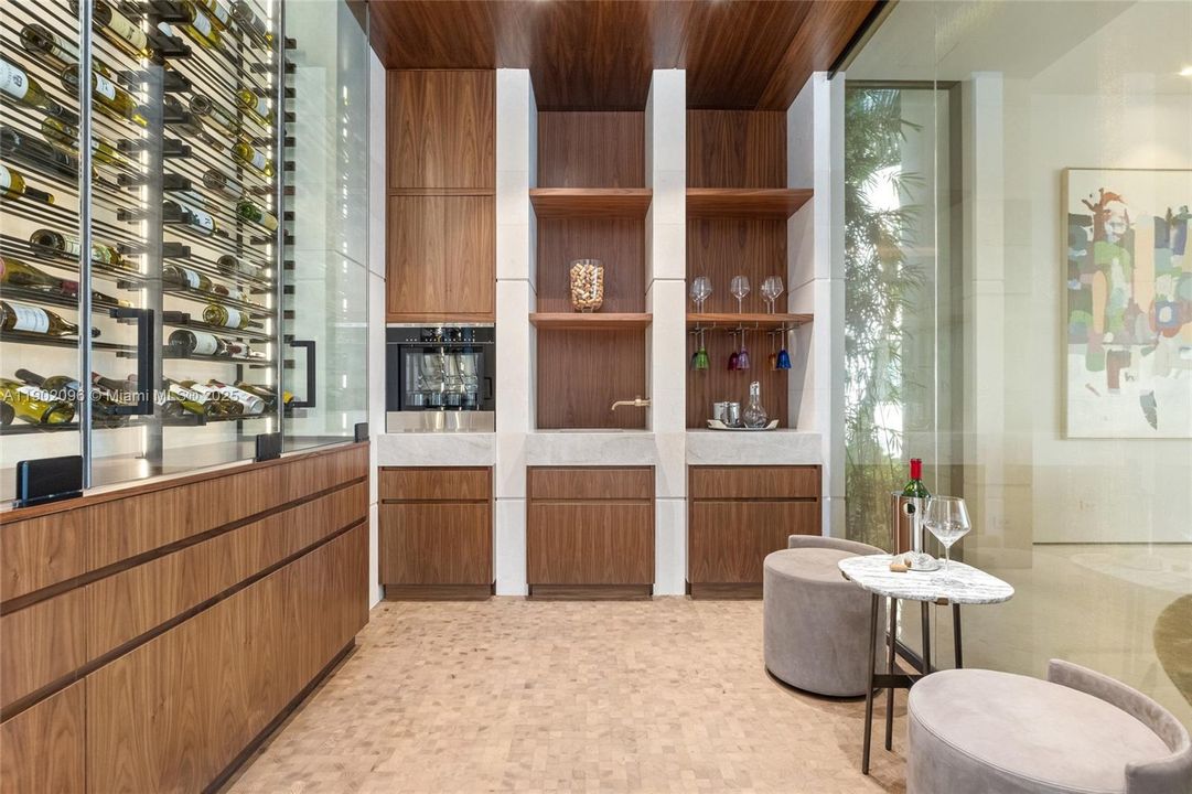 待售: $23,495,000 (7 贝兹, 7 浴室, 7923 平方英尺)