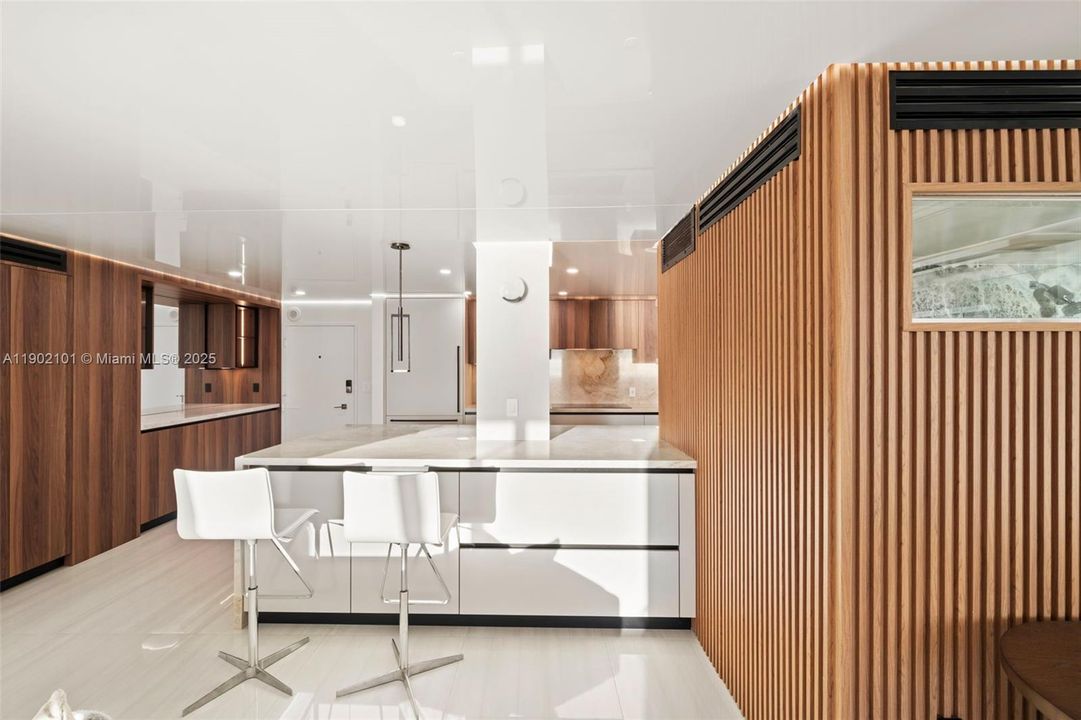 最近租的: $6,750 (1 贝兹, 2 浴室, 1048 平方英尺)