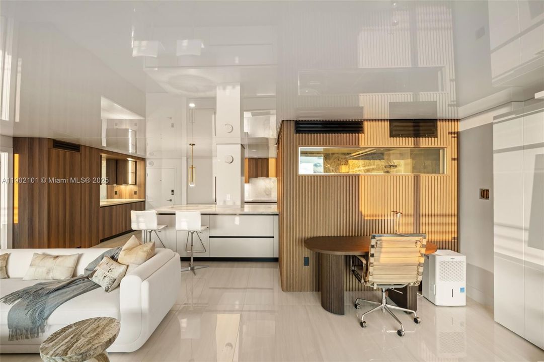 最近租的: $6,750 (1 贝兹, 2 浴室, 1048 平方英尺)