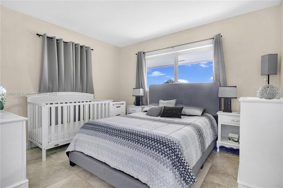 Recently Sold: $629,900 (3 beds, 2 baths, 1199 Square Feet)