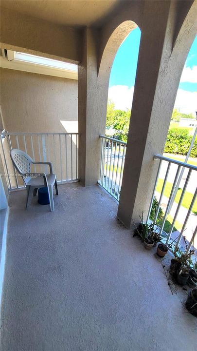 Recently Sold: $369,000 (3 beds, 2 baths, 1580 Square Feet)