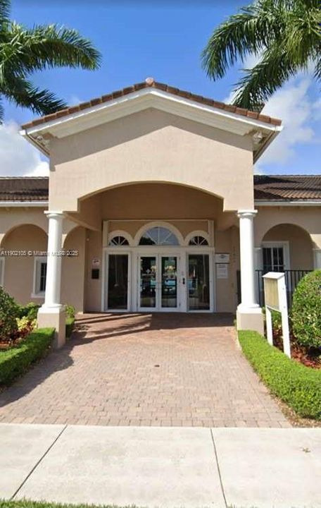 Recently Sold: $369,000 (3 beds, 2 baths, 1580 Square Feet)