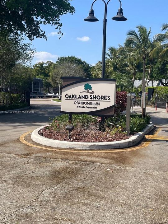 For Rent: $1,550 (1 beds, 1 baths, 760 Square Feet)