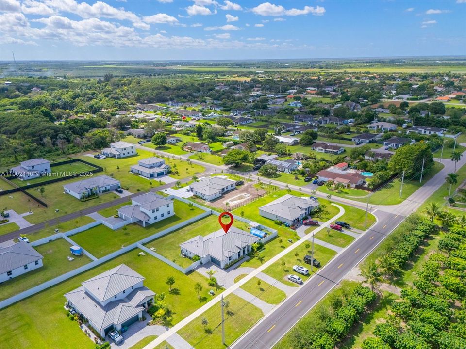 待售: $1,200,000 (4 贝兹, 3 浴室, 2654 平方英尺)