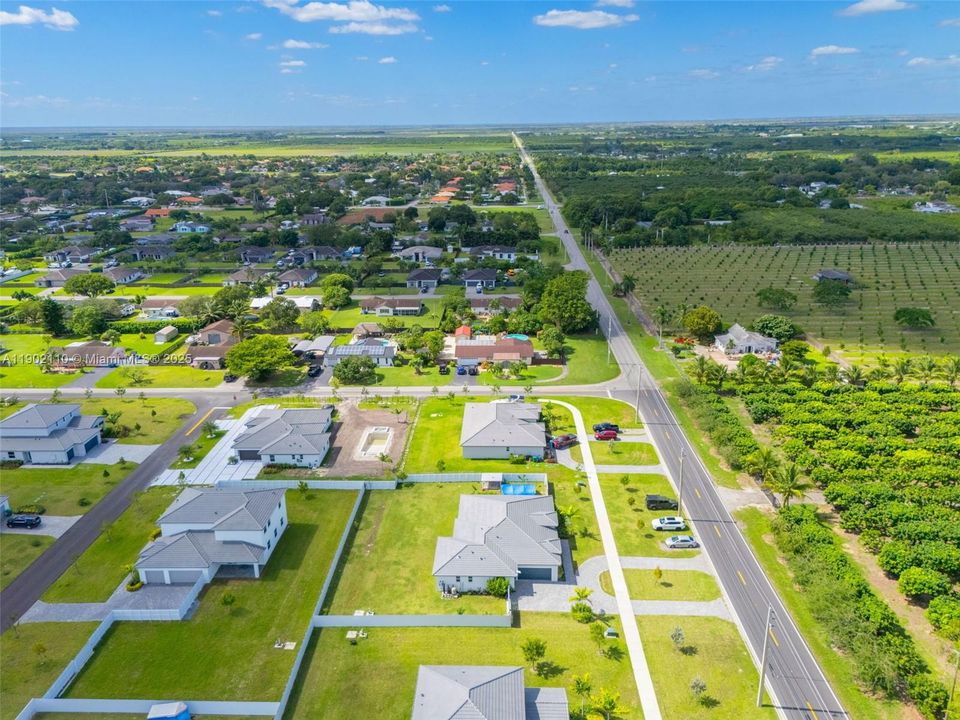 待售: $1,200,000 (4 贝兹, 3 浴室, 2654 平方英尺)