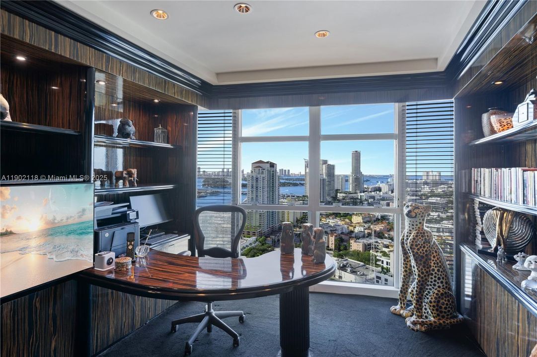 En Venta: $11,250,000 (3 camas, 4 baños, 5450 Pies cuadrados)