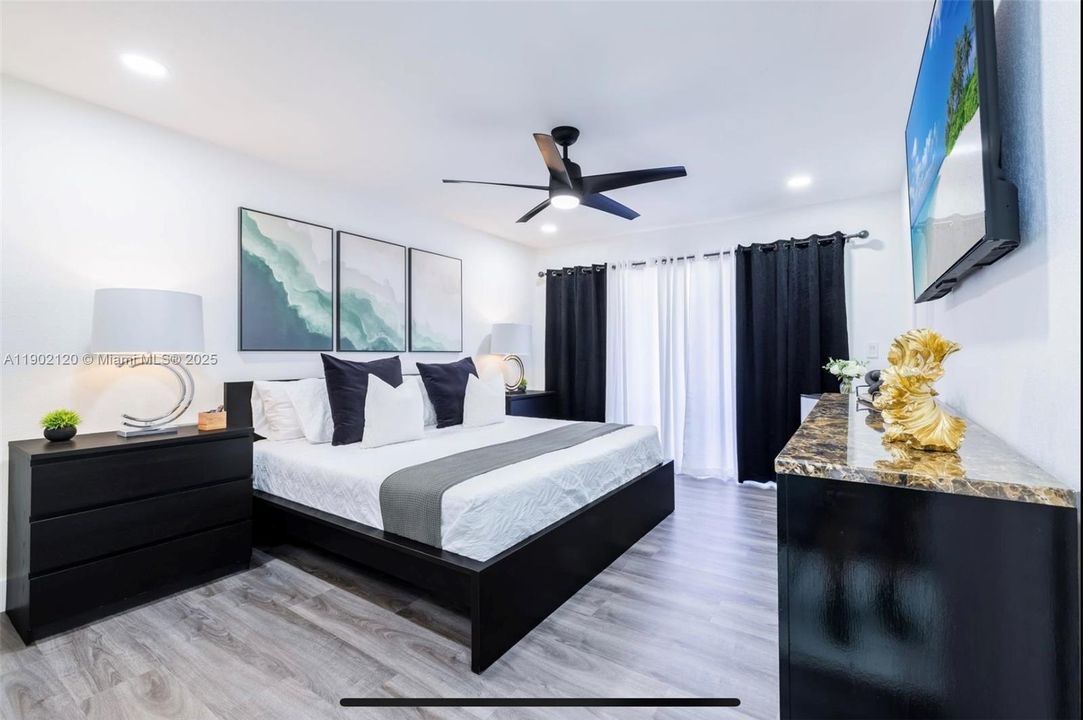 For Sale: $1,100,000 (7 beds, 3 baths, 1665 Square Feet)