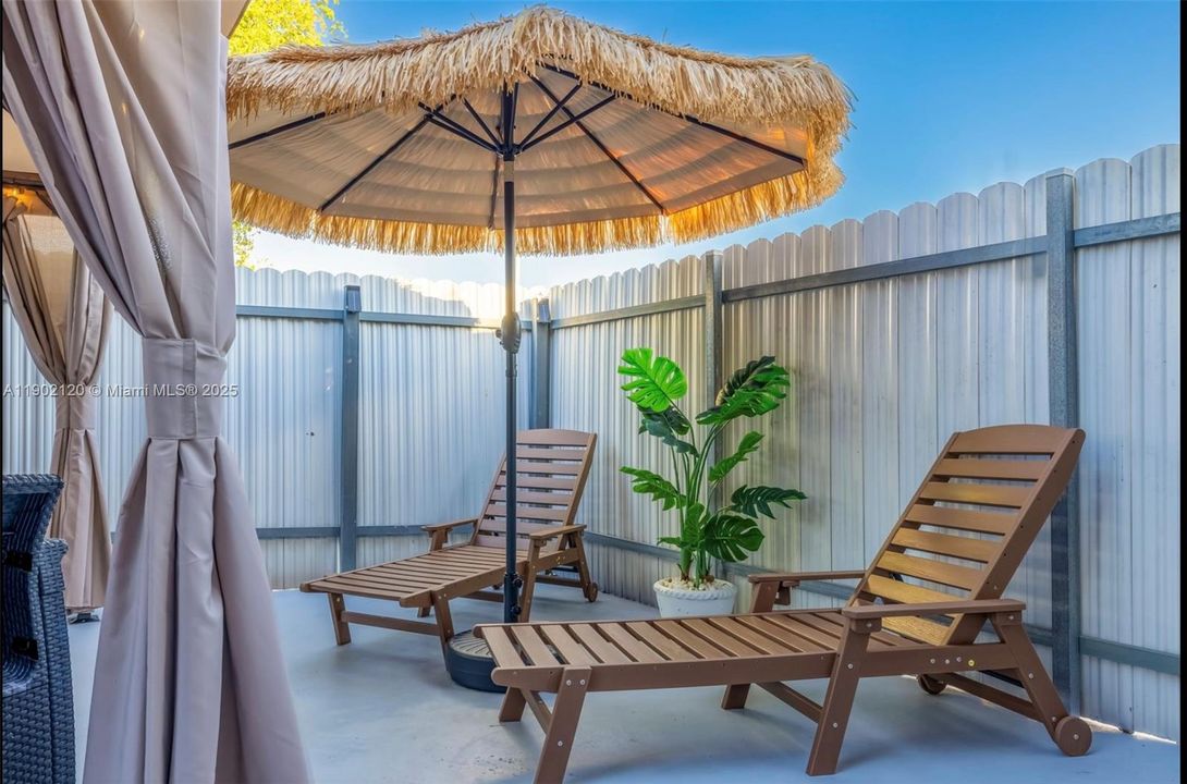 For Sale: $1,100,000 (7 beds, 3 baths, 1665 Square Feet)