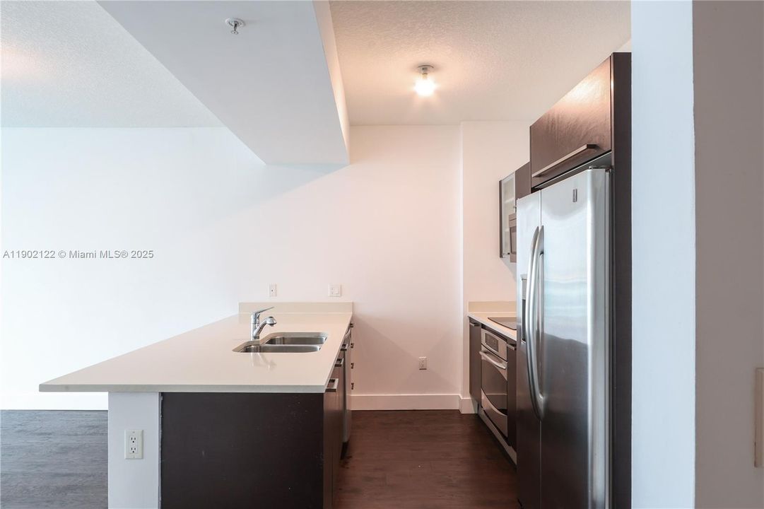 Recently Rented: $2,650 (1 beds, 1 baths, 722 Square Feet)