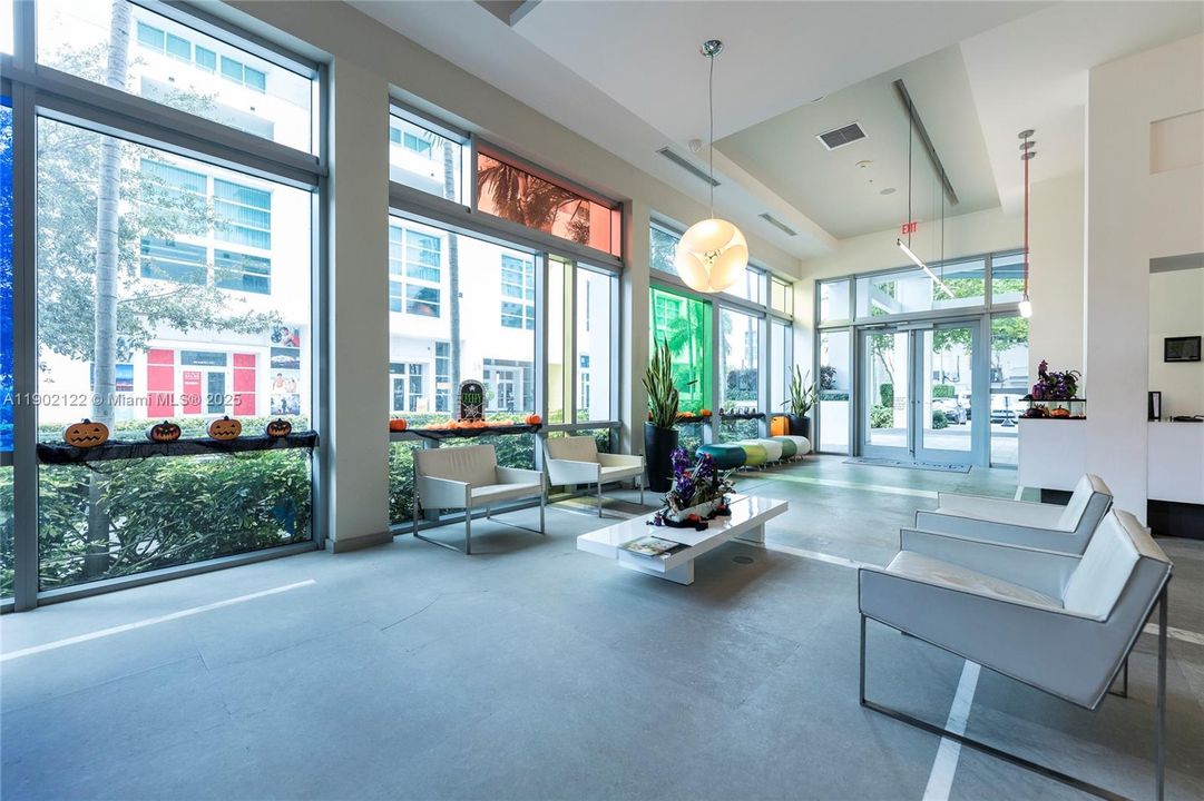 Recently Rented: $2,650 (1 beds, 1 baths, 722 Square Feet)