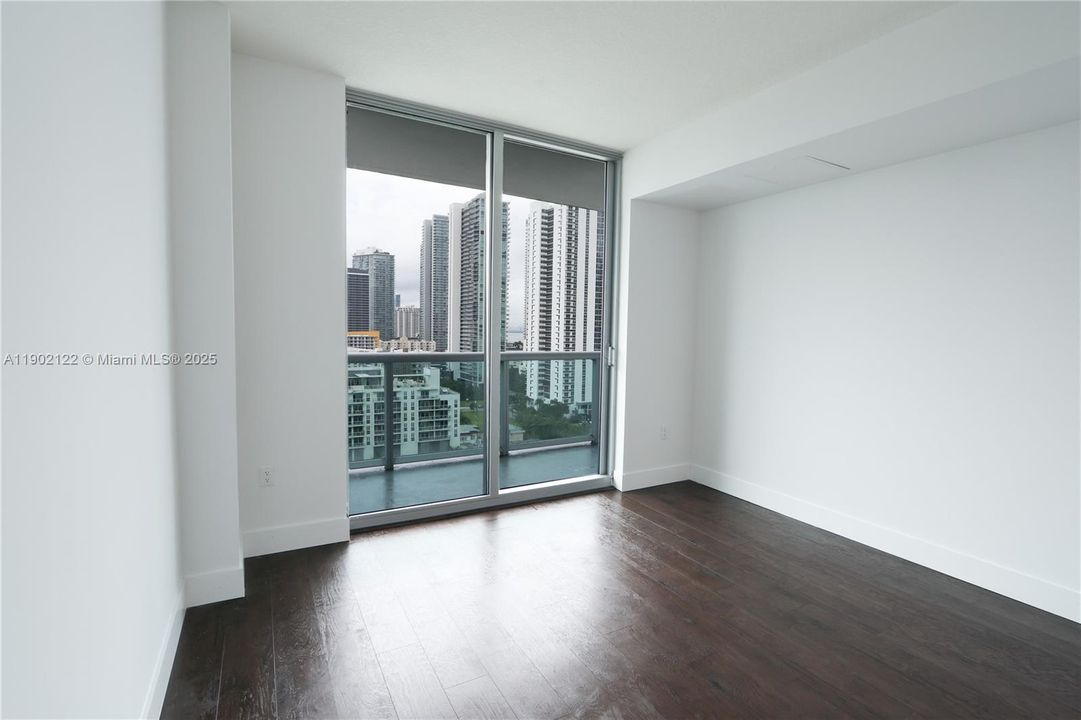 Recently Rented: $2,650 (1 beds, 1 baths, 722 Square Feet)