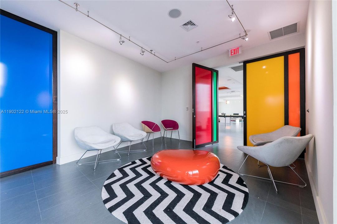 Recently Rented: $2,650 (1 beds, 1 baths, 722 Square Feet)