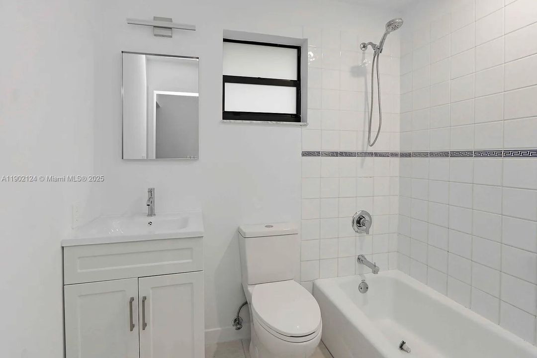 最近租的: $4,750 (4 贝兹, 2 浴室, 1685 平方英尺)