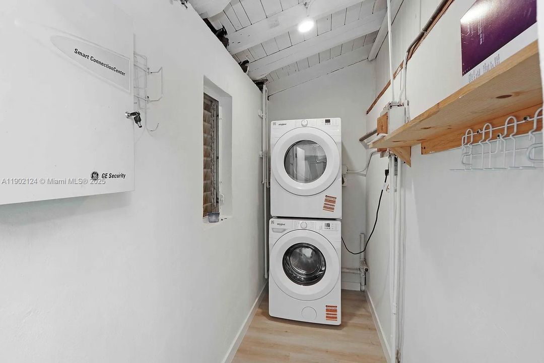 最近租的: $4,750 (4 贝兹, 2 浴室, 1685 平方英尺)