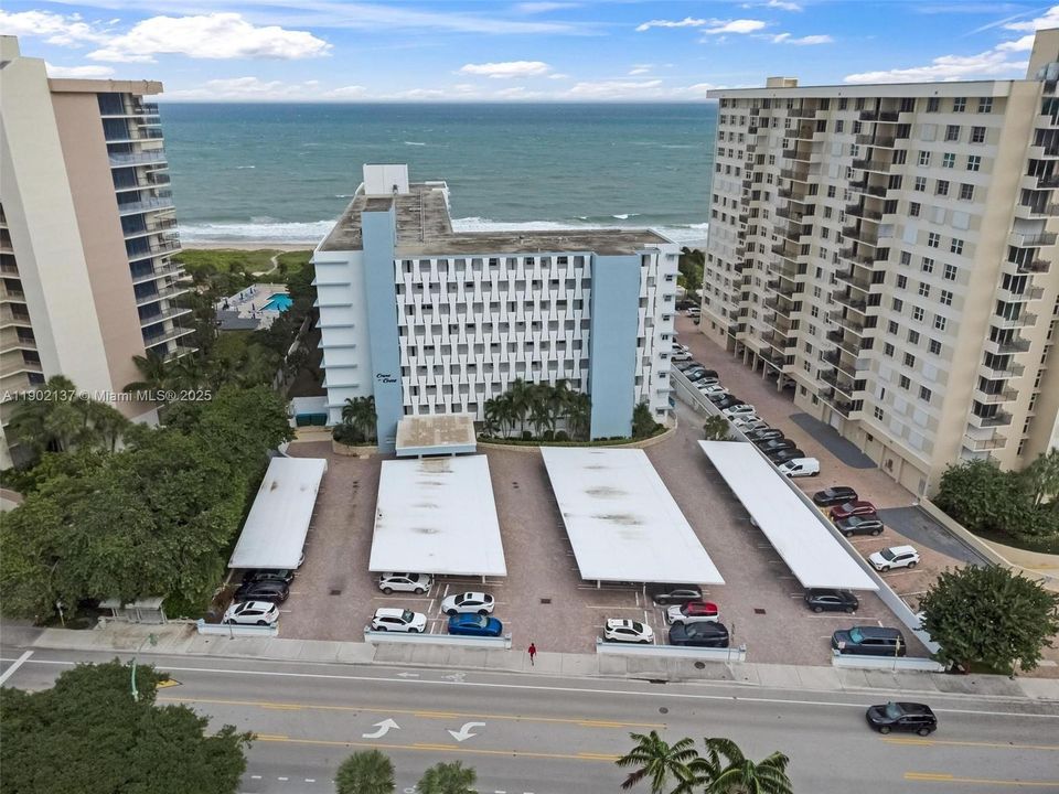 For Sale: $385,000 (2 beds, 2 baths, 1002 Square Feet)