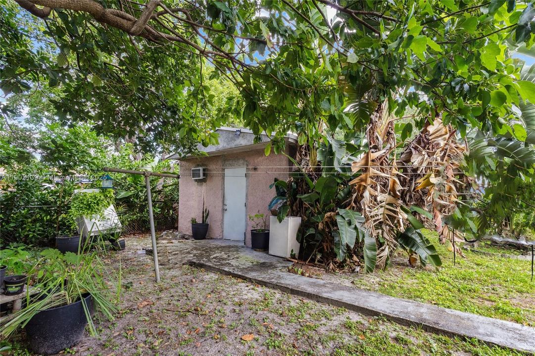 En Venta: $460,000 (2 camas, 1 baños, 918 Pies cuadrados)