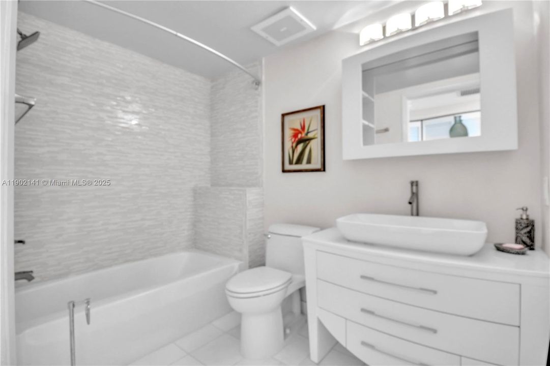 For Sale: $938,000 (3 beds, 3 baths, 1680 Square Feet)