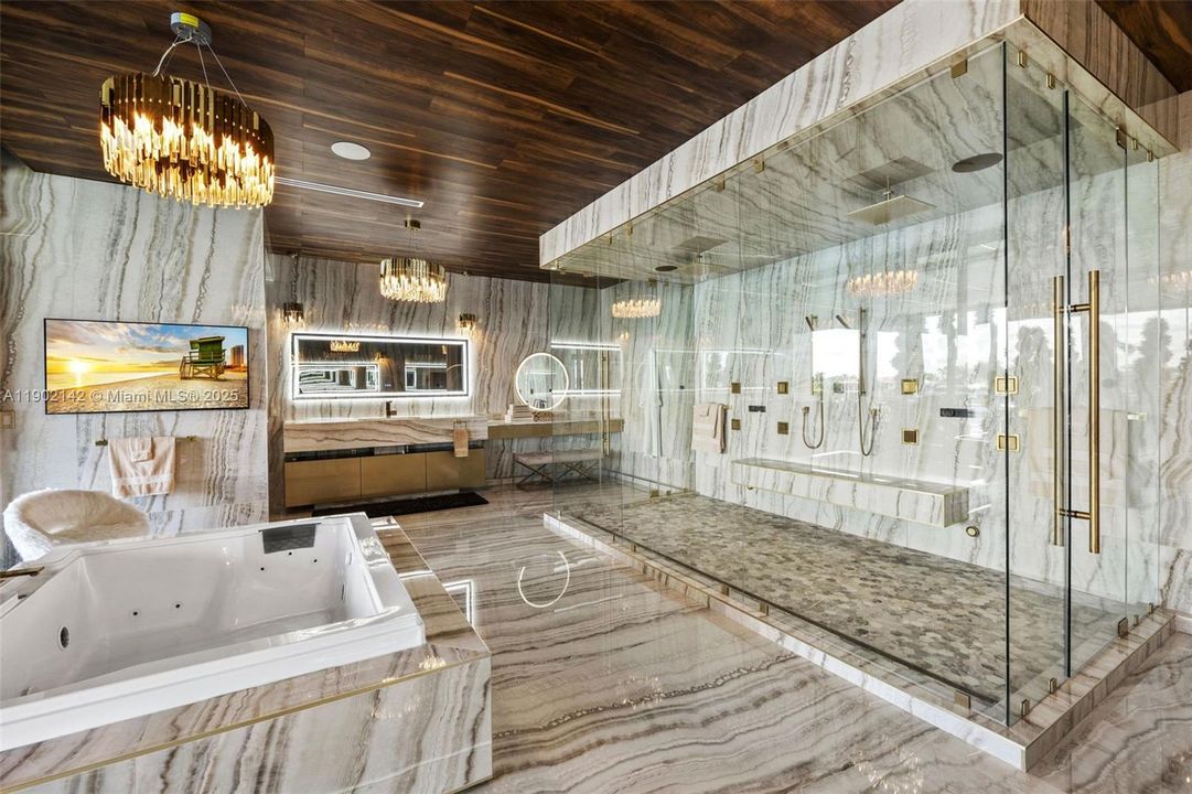 For Sale: $39,995,000 (6 beds, 7 baths, 10809 Square Feet)