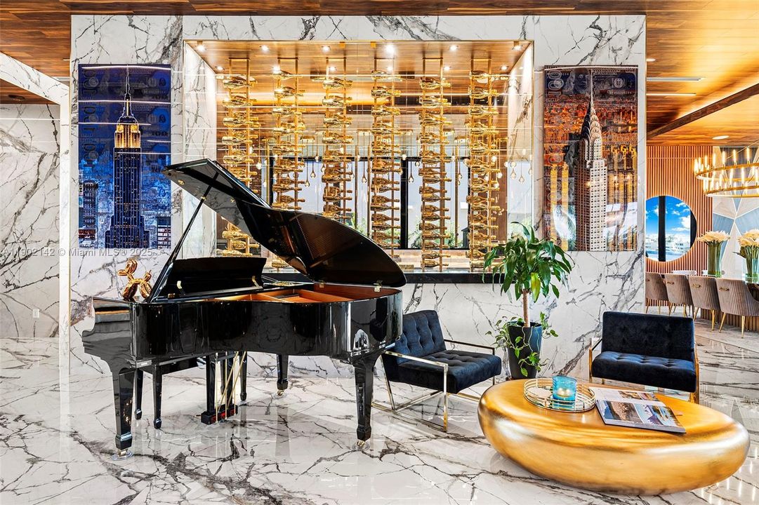 For Sale: $39,995,000 (6 beds, 7 baths, 10809 Square Feet)