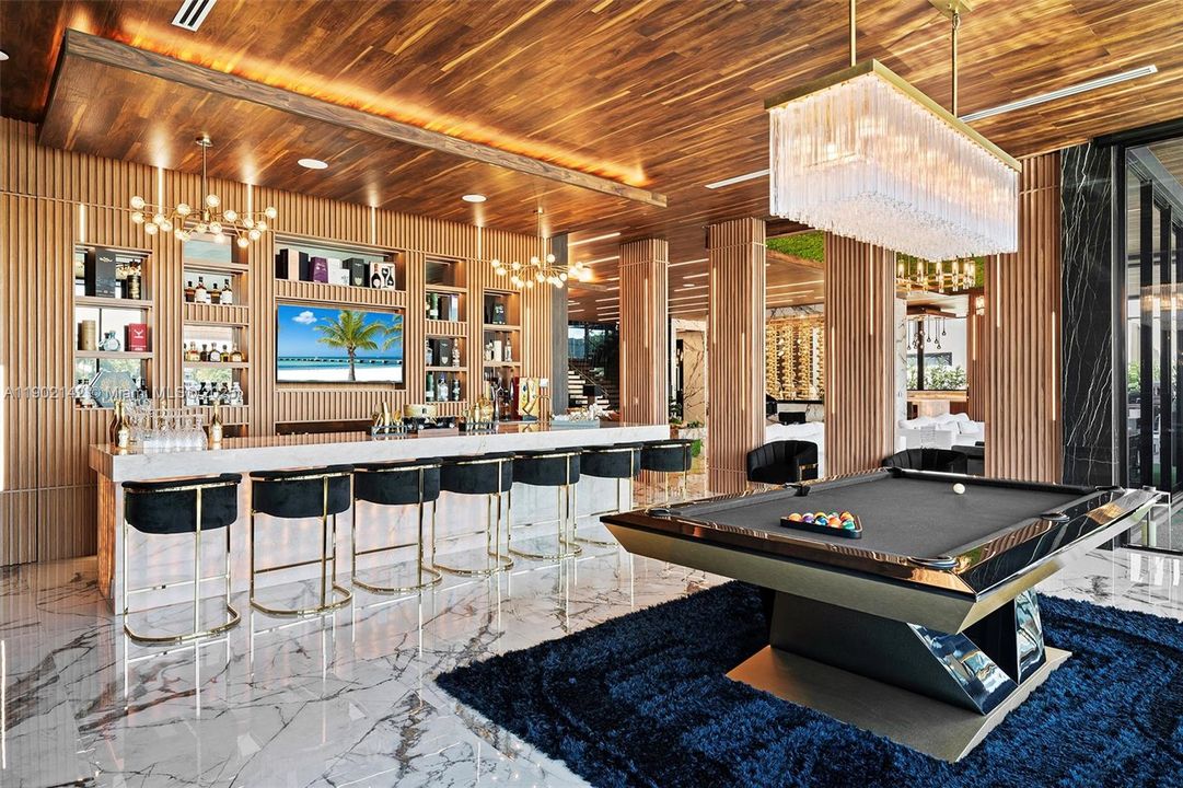 For Sale: $39,995,000 (6 beds, 7 baths, 10809 Square Feet)