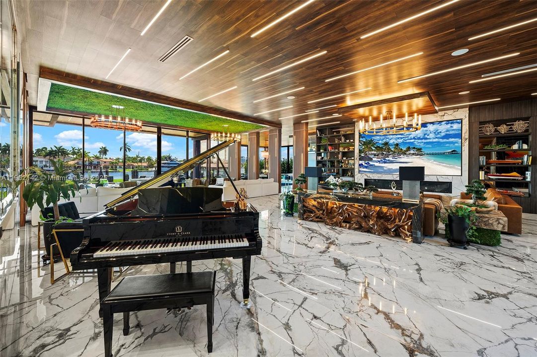 For Sale: $39,995,000 (6 beds, 7 baths, 10809 Square Feet)