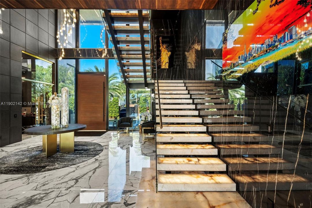 For Sale: $39,995,000 (6 beds, 7 baths, 10809 Square Feet)