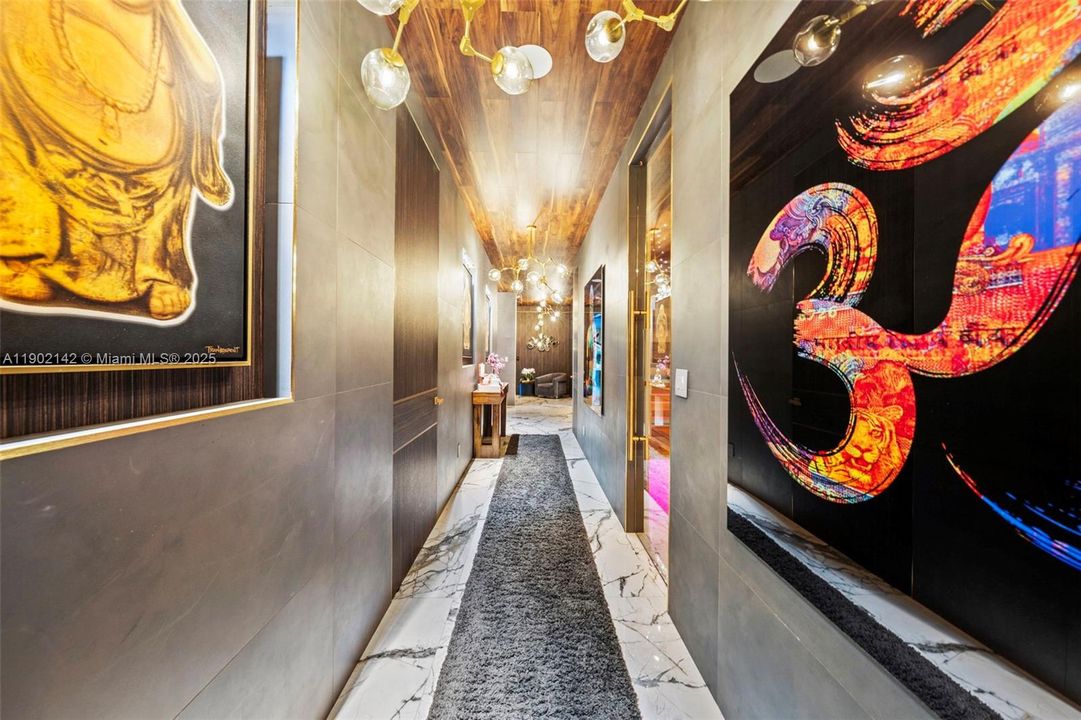 For Sale: $39,995,000 (6 beds, 7 baths, 10809 Square Feet)