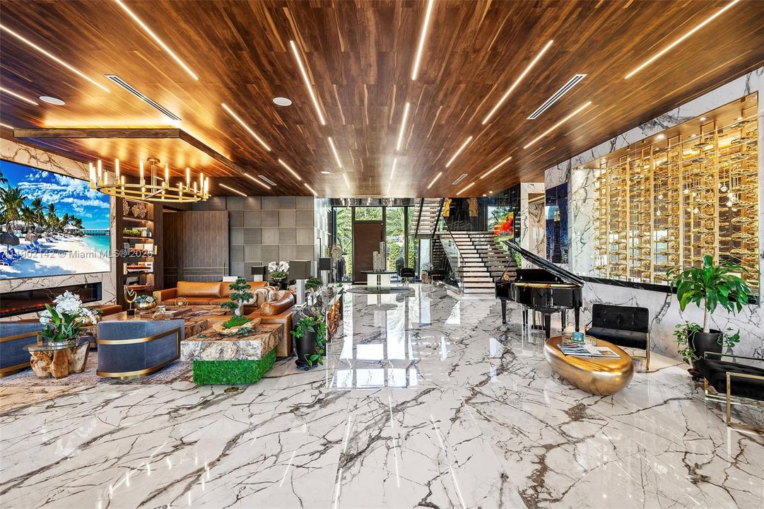 For Sale: $39,995,000 (6 beds, 7 baths, 10809 Square Feet)