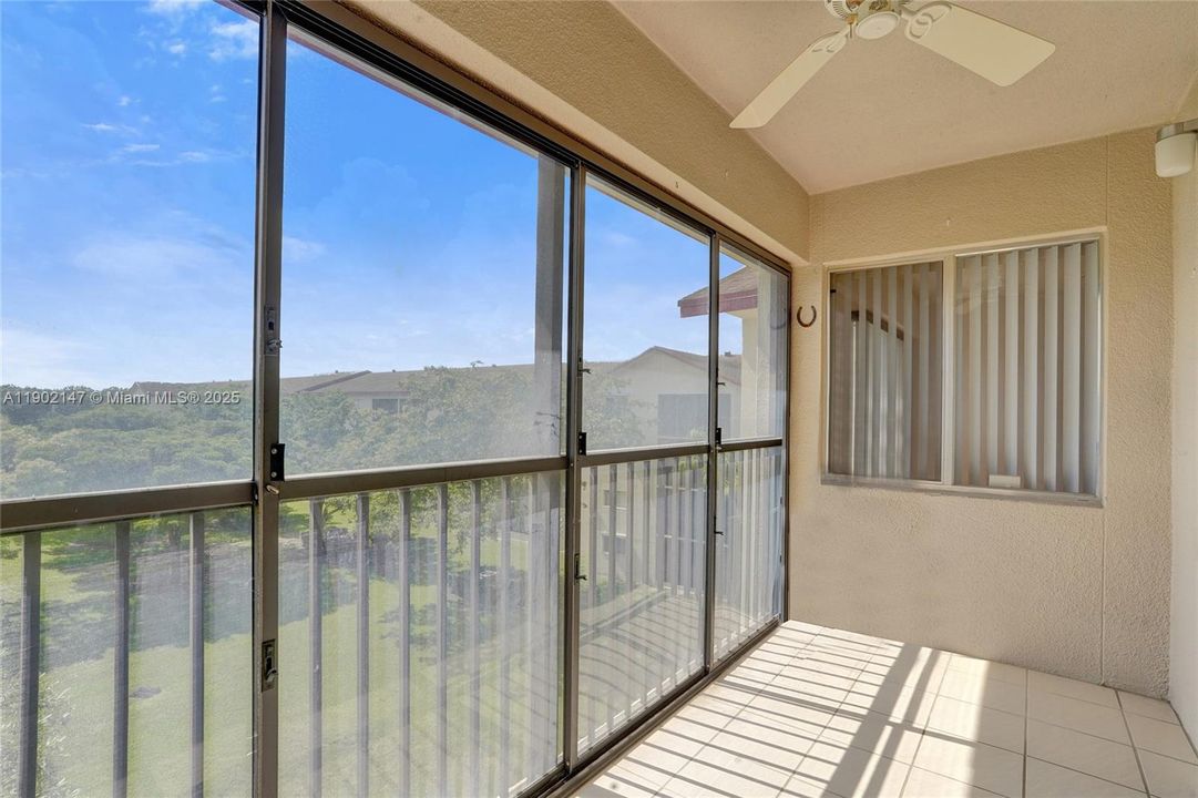 Active With Contract: $184,500 (2 beds, 2 baths, 1000 Square Feet)