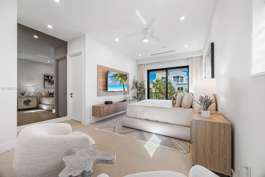 En Venta: $1,325,000 (3 camas, 3 baños, 2583 Pies cuadrados)