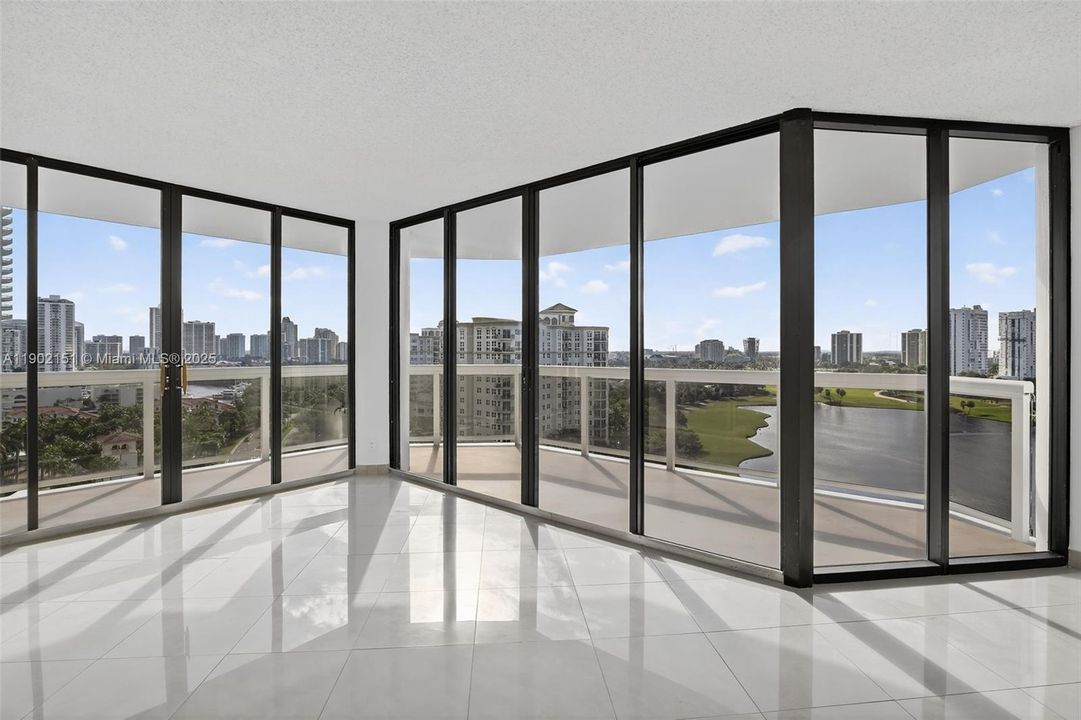 For Rent: $3,400 (2 beds, 2 baths, 1340 Square Feet)