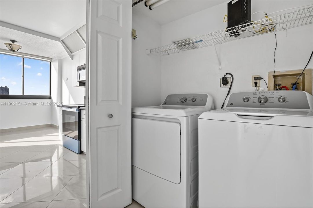 For Rent: $3,400 (2 beds, 2 baths, 1340 Square Feet)