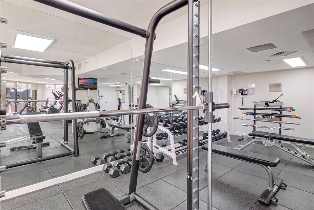 For Rent: $3,400 (2 beds, 2 baths, 1340 Square Feet)