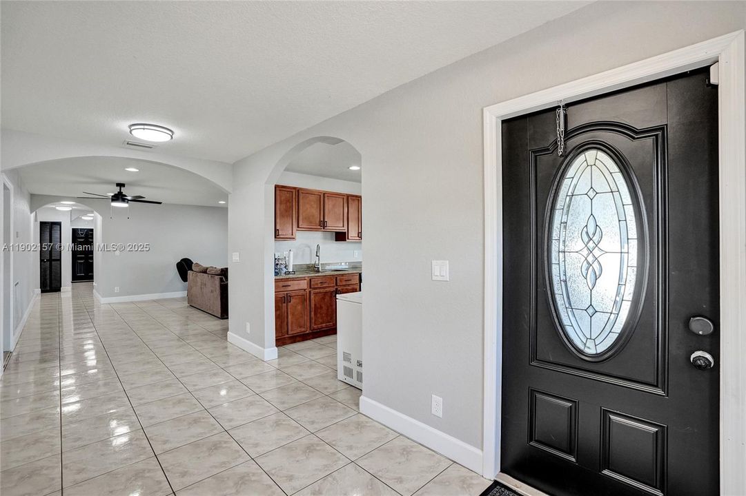 На продажу: $539,999 (3 спален, 2 ванн, 1864 Квадратных фут)