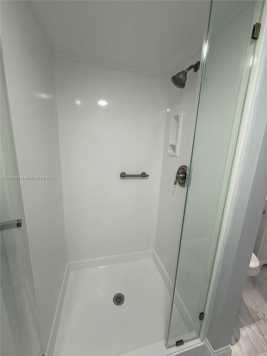 Activo con contrato: $3,000 (3 camas, 2 baños, 1276 Pies cuadrados)